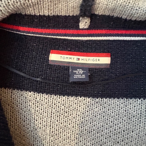 Tommy Hilfiger Striped Cascading Cardigan w/ Shawl Collar - Picture 3 of 4